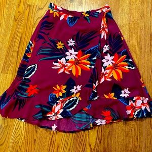 Floral Hawaiian print skirt
